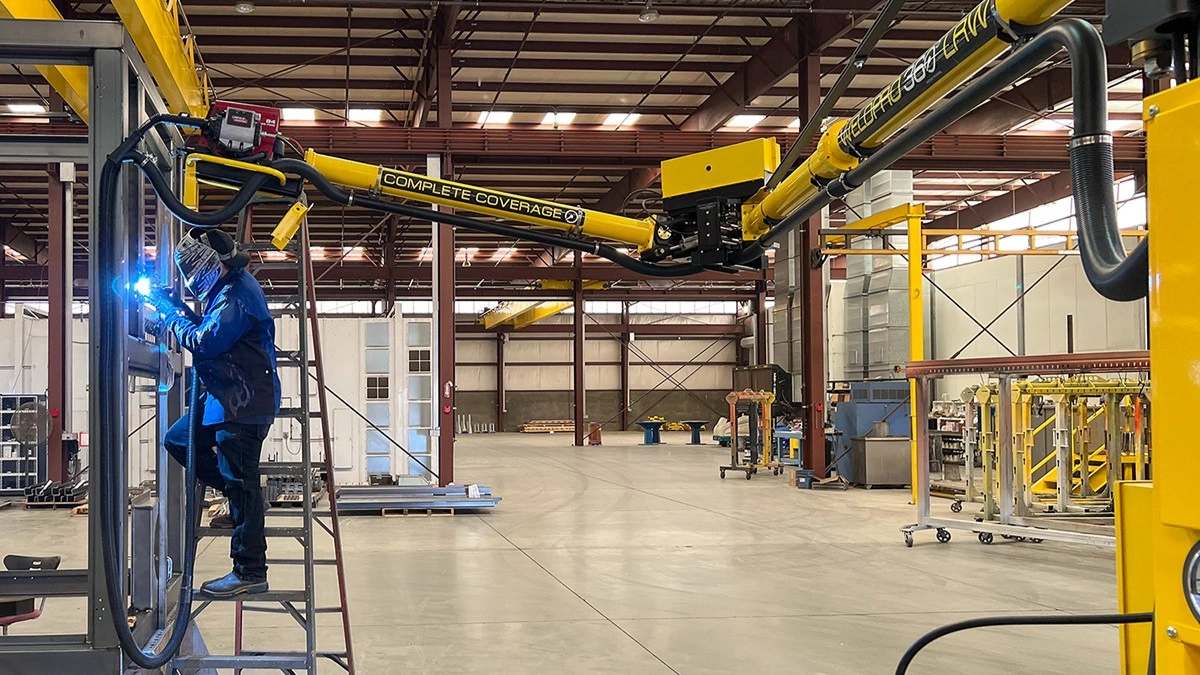 Weld fume extraction during welding of a large weldment